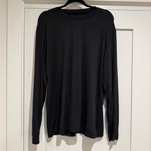 Lululemon License to Train Black Long Sleeve Size L
